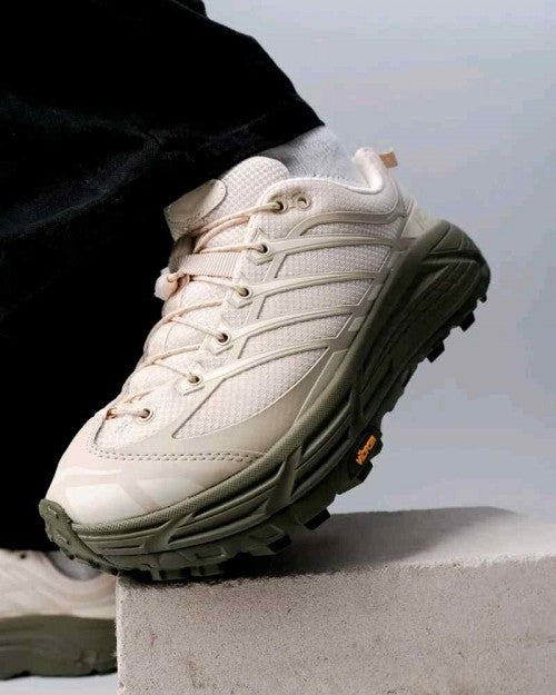 HokaMafate Three 2 Oat Milk Eucalyptus