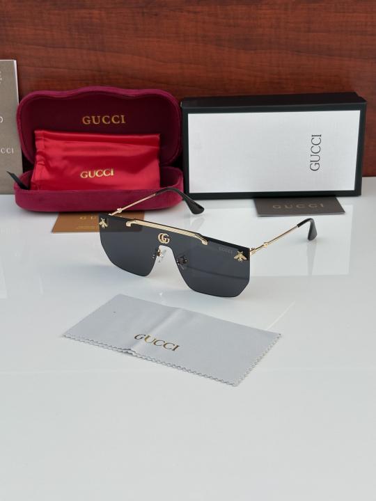 Gucci 2010 Golden black