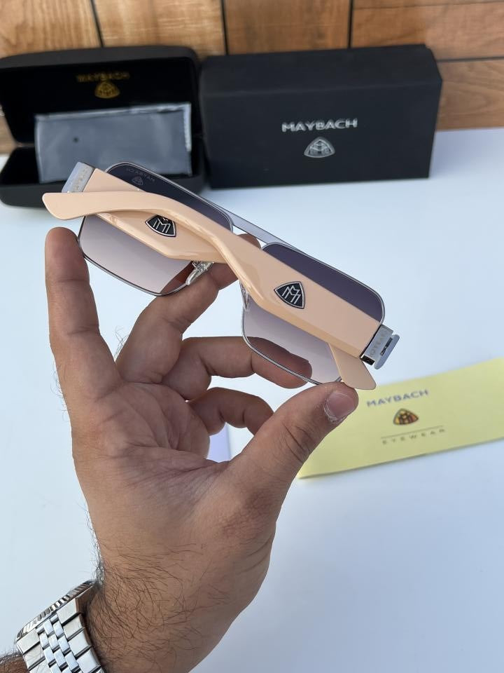 Maybach 609 gun wine cream