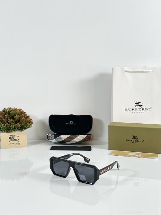 Burberry 4365 Black Multi